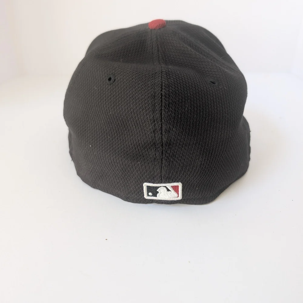 Arizona Diamondbacks New Era Black and Red Baseball Cap 7 5/8